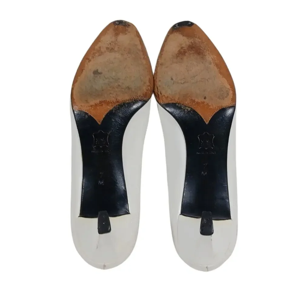 Yves Saint Laurent YSL Vintage Pumps size 7M.   S2580